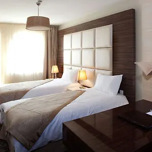 Derpa 4*, İstanbul Türkiye
